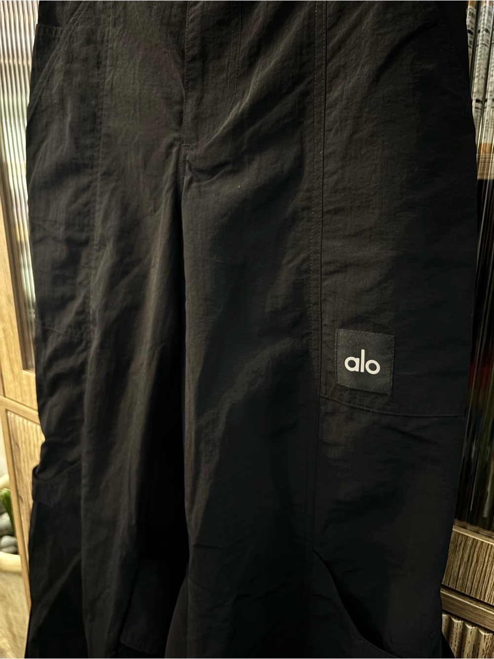 ALO Yoga black, high waist, Voyager Trouser - Picture 2 of 7